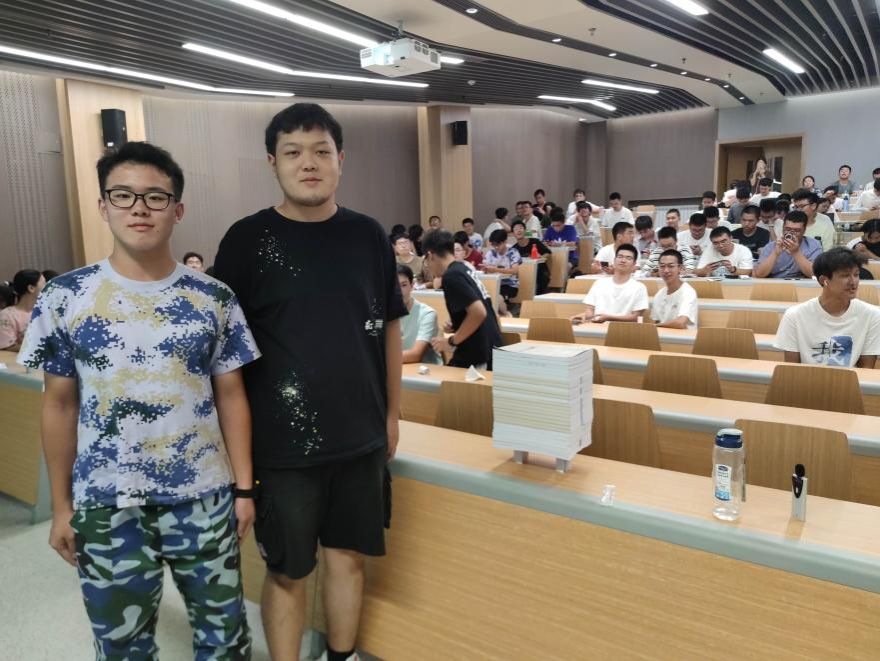 面向本科新生开展沉浸式形势与政策课澳门新葡京网站计算机科学与技术学院(图3)